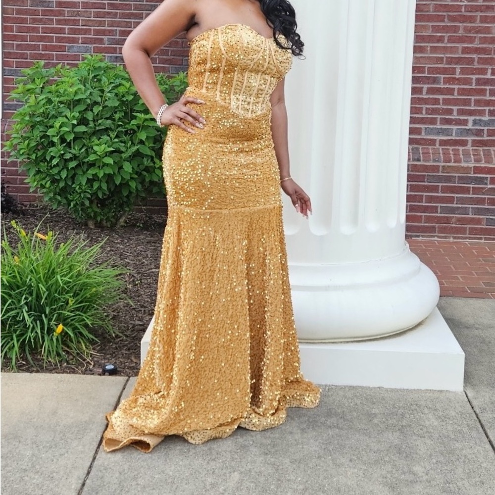 Elegant Gold Sequin Strapless Gown